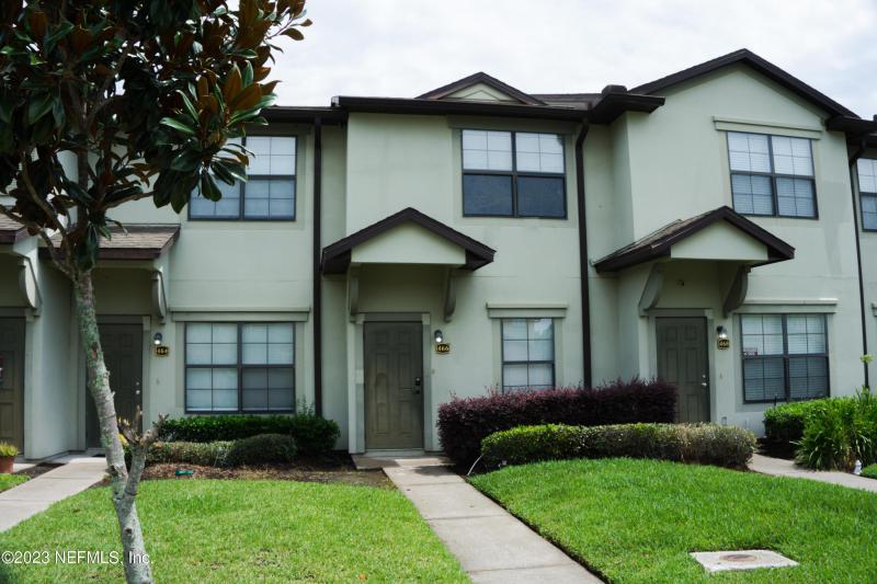 466 CABERNET PL