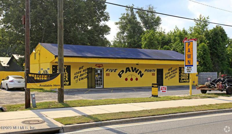 2072 N US HIGHWAY 441