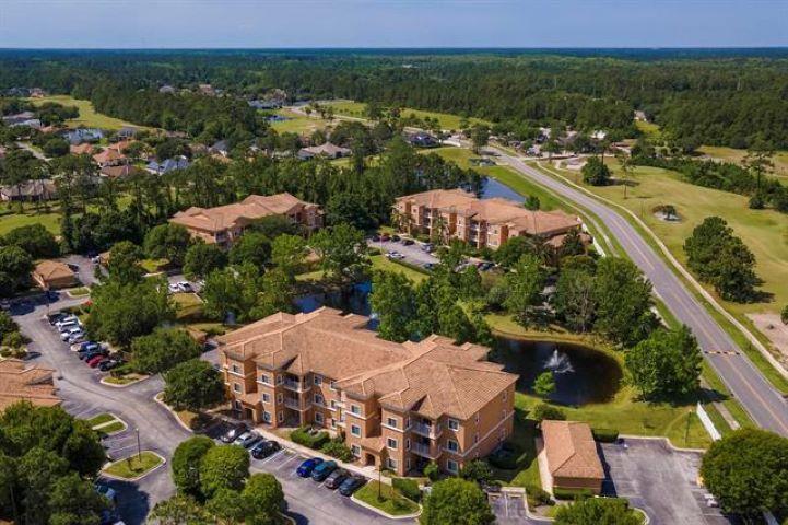 605 Fairway Dr. #101