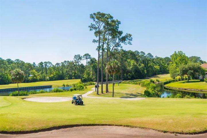 605 Fairway Dr. #101