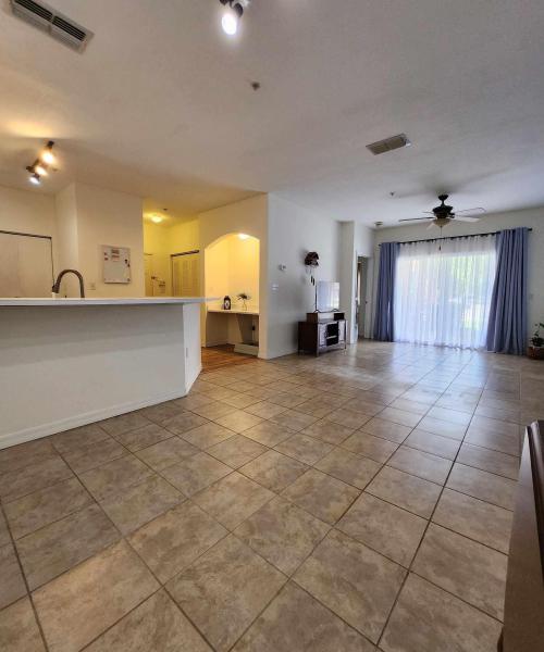 605 Fairway Dr. #101