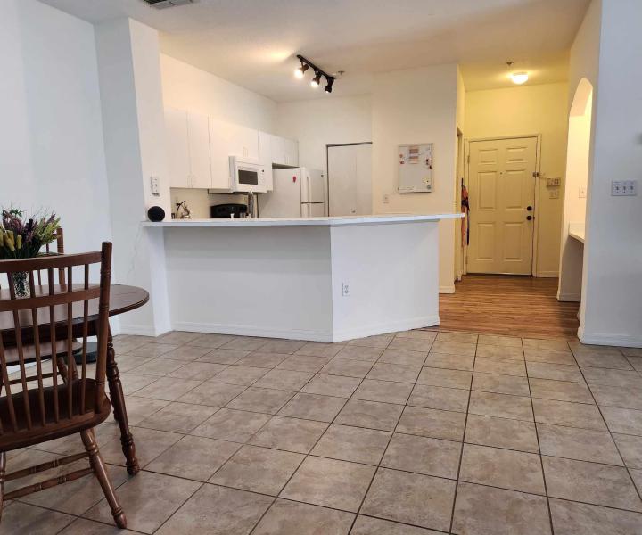 605 Fairway Dr. #101