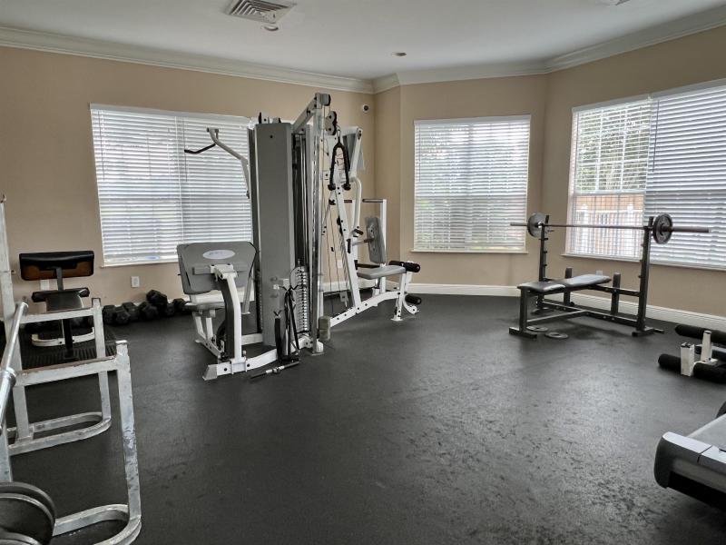 520 Florida Club Blvd Unit 110+Gar