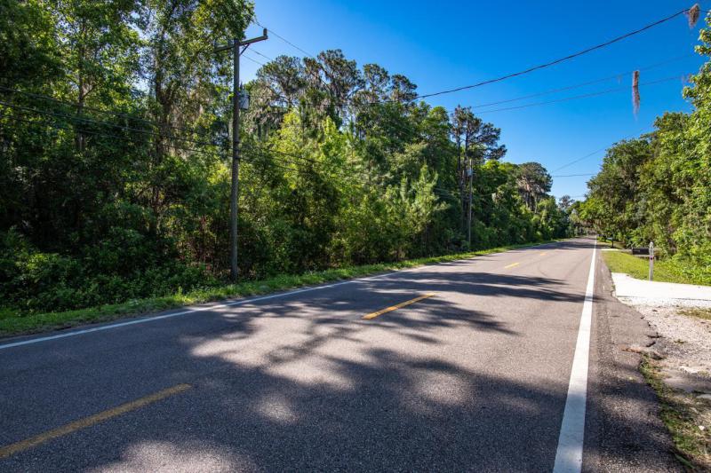 600 COUNTY ROAD 13 S