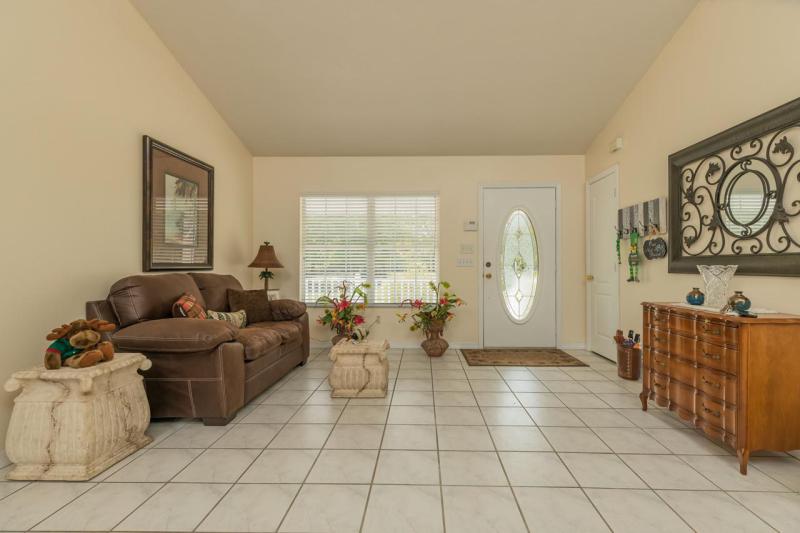 4590 & 460 CARTER RD