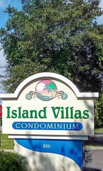 650 W Pope Road (ground floor) #221
