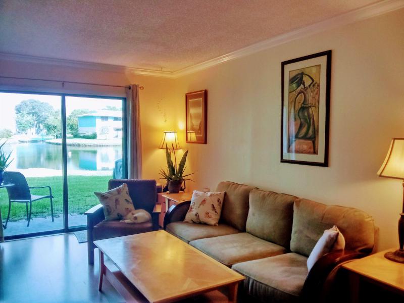 650 W Pope Road (ground floor) #221