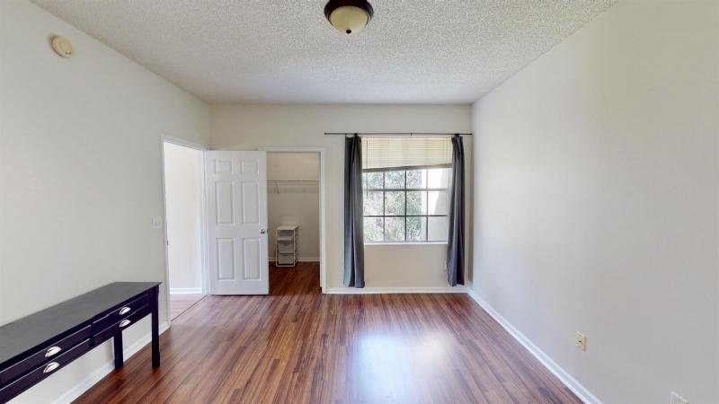1040 Bella Vista Blvd #9-102