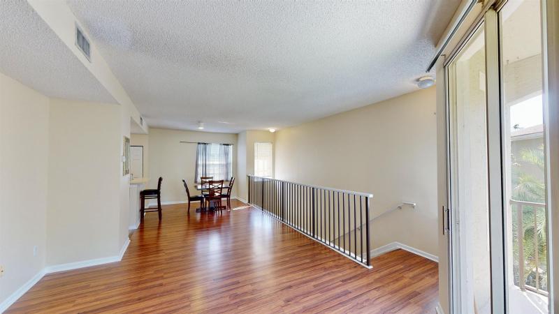 1040 Bella Vista Blvd #9-102
