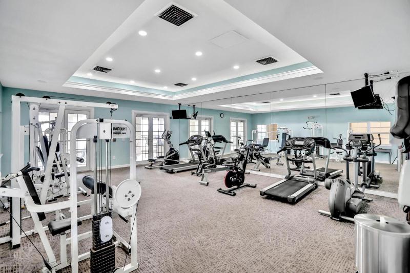 1040 Bella Vista Blvd #9-102