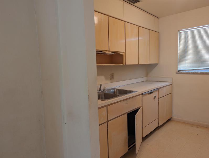 405 Flagler Blvd #8A