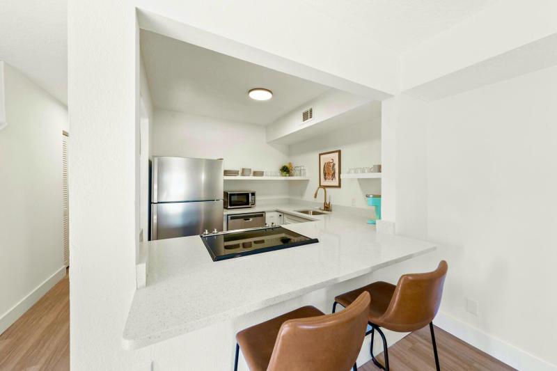 111 Arricola Ave #A & B
