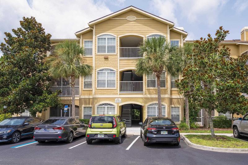 245 Old Village Center Cir #7304