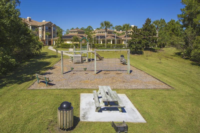 245 Old Village Center Cir #7304