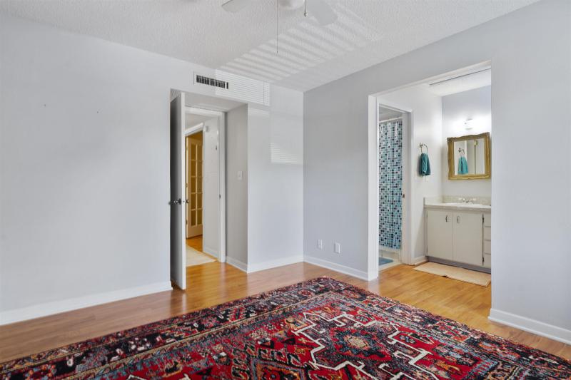 38 Catalonia Ct