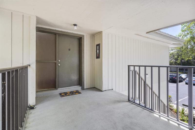 38 Catalonia Ct