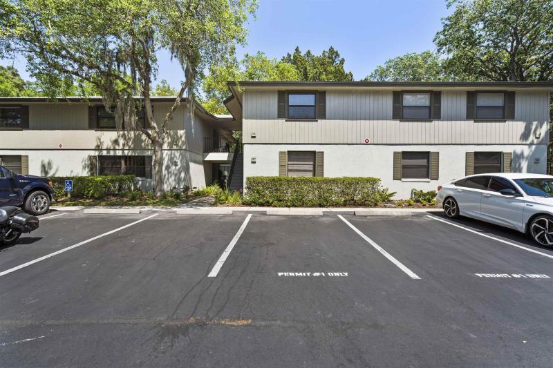 38 Catalonia Ct