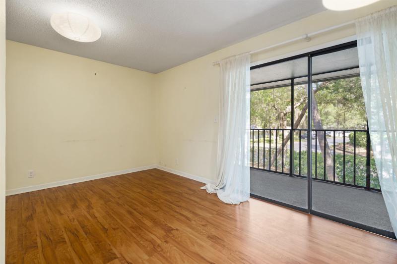 38 Catalonia Ct