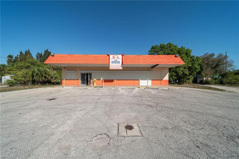 For Sale in  NORTH FORT MYERS FL