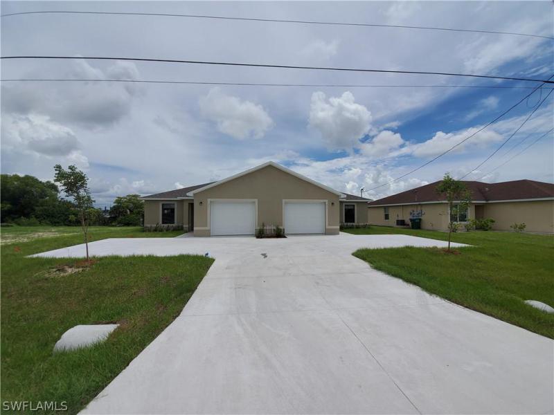 https://images.floridarealtors.org/ImagesHomeProd3/FL/idx/photos/ftmyersbeach/04/221080668.jpg