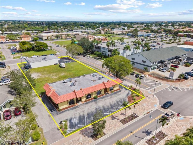 https://images.floridarealtors.org/ImagesHomeProd3/FL/idx/photos/ftmyersbeach/26/221071842.jpg