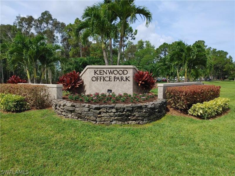 https://images.floridarealtors.org/ImagesHomeProd3/FL/idx/photos/ftmyersbeach/64/221063488.jpg