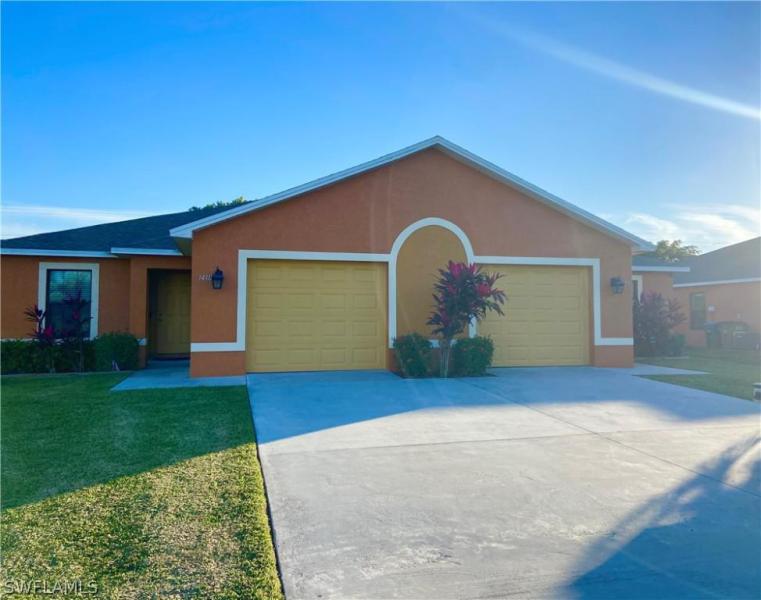 https://images.floridarealtors.org/ImagesHomeProd3/FL/idx/photos/ftmyersbeach/88/221077496.jpg