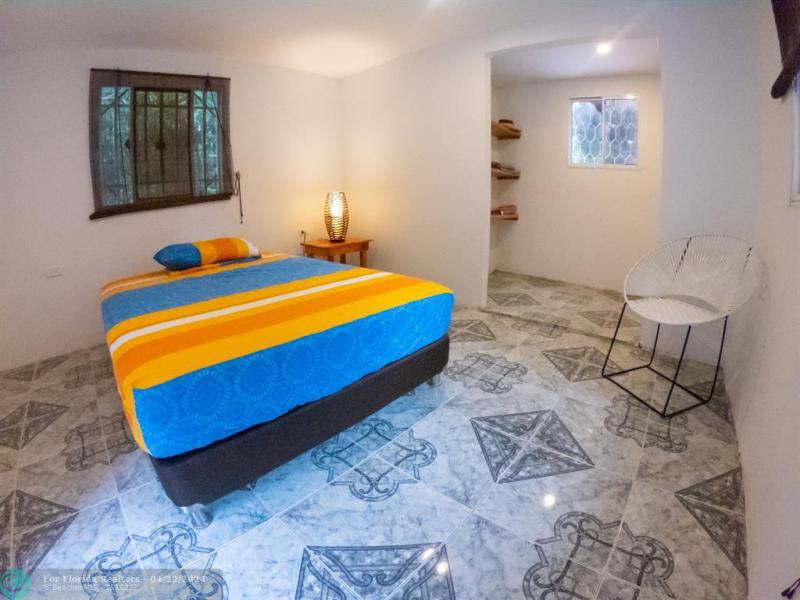 Duplex, Triplex and Fourplex Images