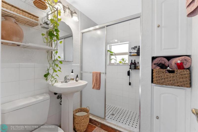 Duplex, Triplex and Fourplex Images