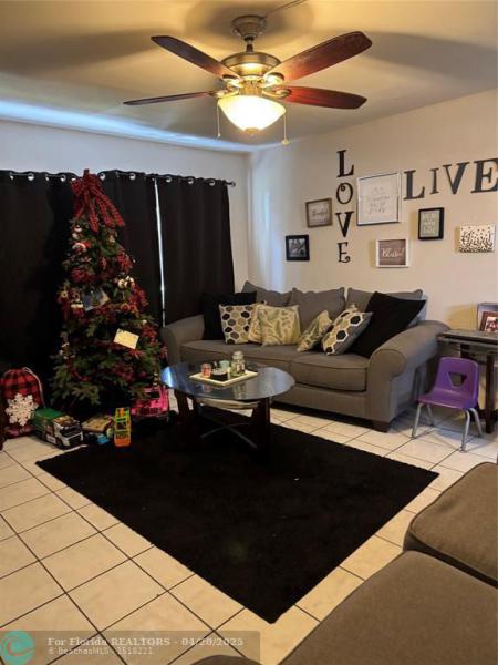 Duplex, Triplex and Fourplex Images