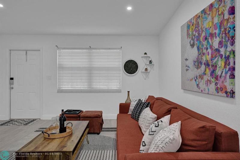 Duplex, Triplex and Fourplex Images