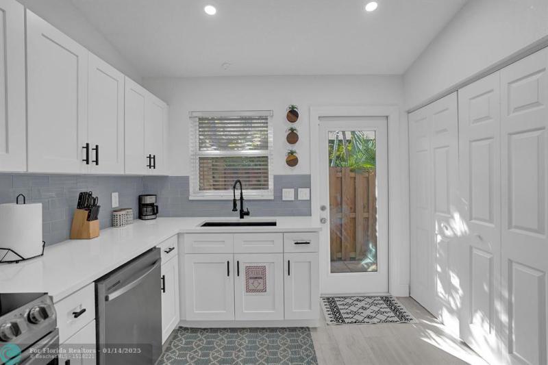 Duplex, Triplex and Fourplex Images