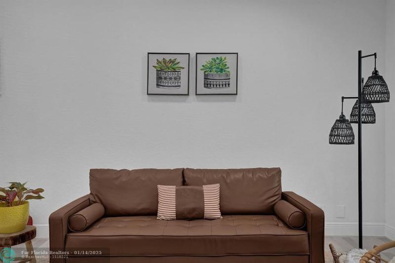 Duplex, Triplex and Fourplex Images