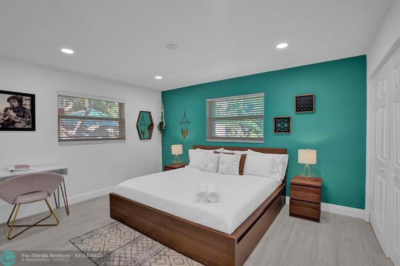 Duplex, Triplex and Fourplex Images