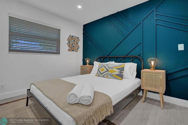 Duplex, Triplex and Fourplex Images