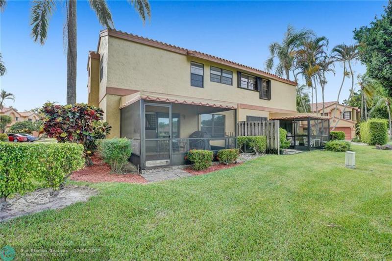  Condo & Townhome Photos