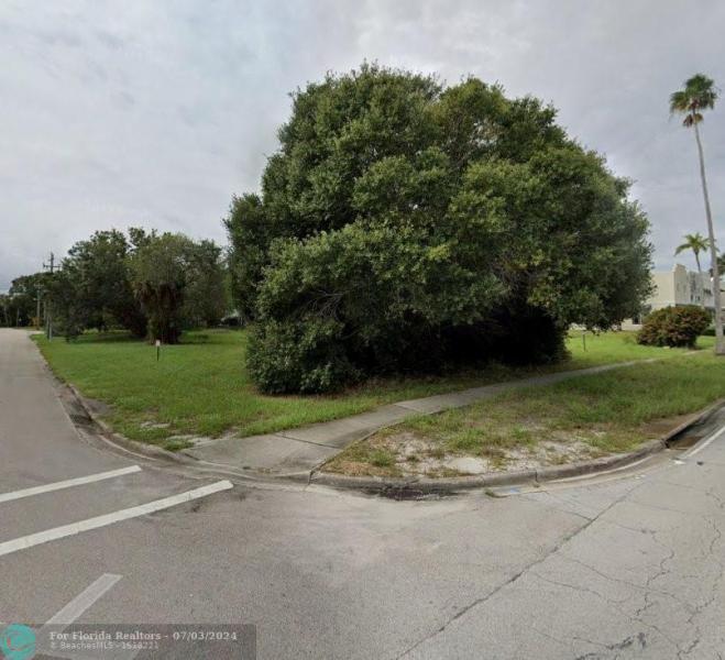 Duplex, Triplex and Fourplex Images