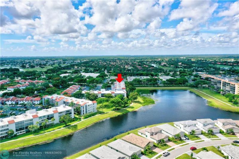  Condo & Townhome Photos