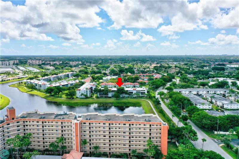  Condo & Townhome Photos