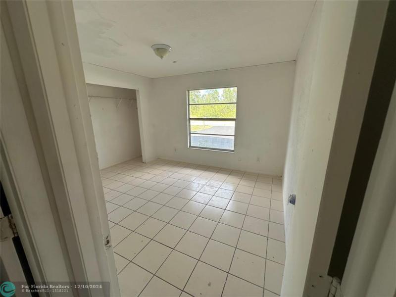 Duplex, Triplex and Fourplex Images