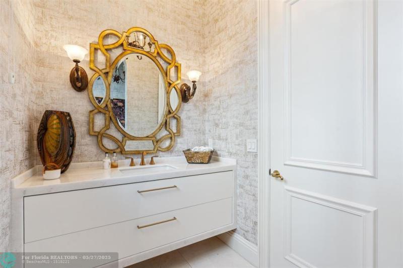  Single Family Homes Photo 15: 366 Sweet Bay Ave  Plantation,  FL 33324