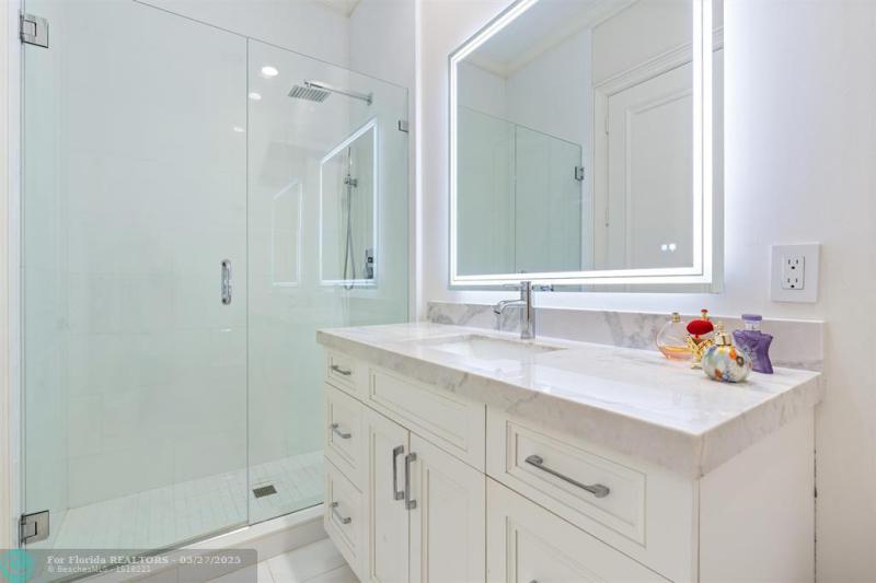  Single Family Homes Photo 45: 366 Sweet Bay Ave  Plantation,  FL 33324