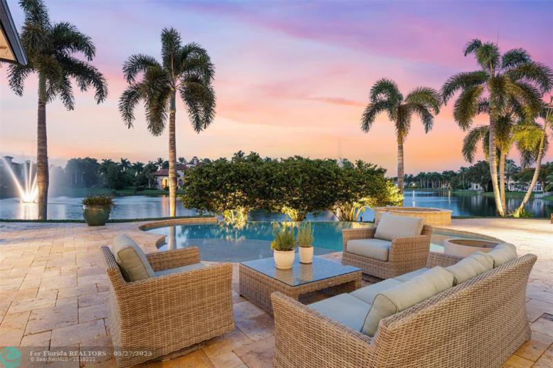  Single Family Homes Photo 6: 366 Sweet Bay Ave  Plantation,  FL 33324