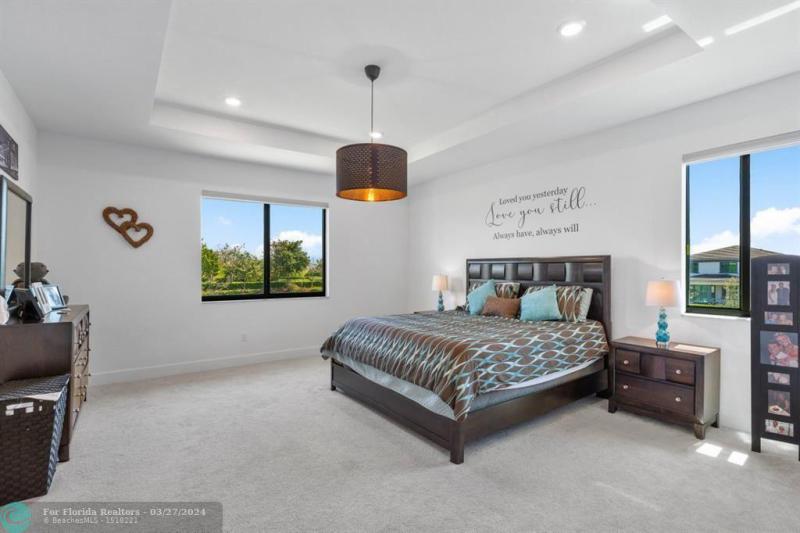  Single Family Homes Photo 11: 8660 Pacifica Lane  Parkland,  FL 33067