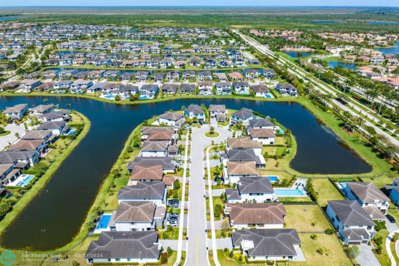  Single Family Homes Photo 29: 8660 Pacifica Lane  Parkland,  FL 33067
