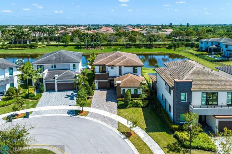  Single Family Homes Photo 30: 8660 Pacifica Lane  Parkland,  FL 33067