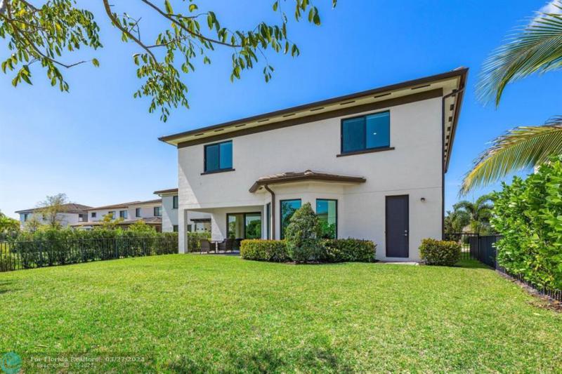  Single Family Homes Photo 31: 8660 Pacifica Lane  Parkland,  FL 33067