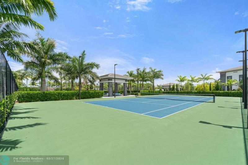  Single Family Homes Photo 47: 8660 Pacifica Lane  Parkland,  FL 33067
