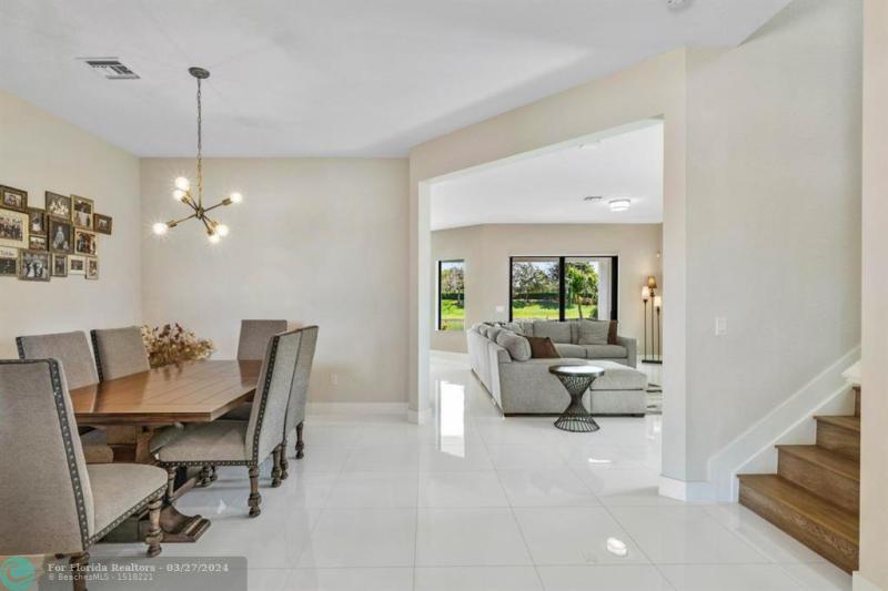  Single Family Homes Photo 9: 8660 Pacifica Lane  Parkland,  FL 33067