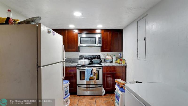 Duplex, Triplex and Fourplex Images